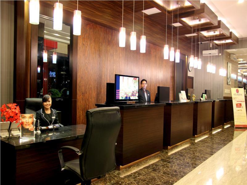 Hotel Roditha Banjarbaru Банджермасин Екстериор снимка