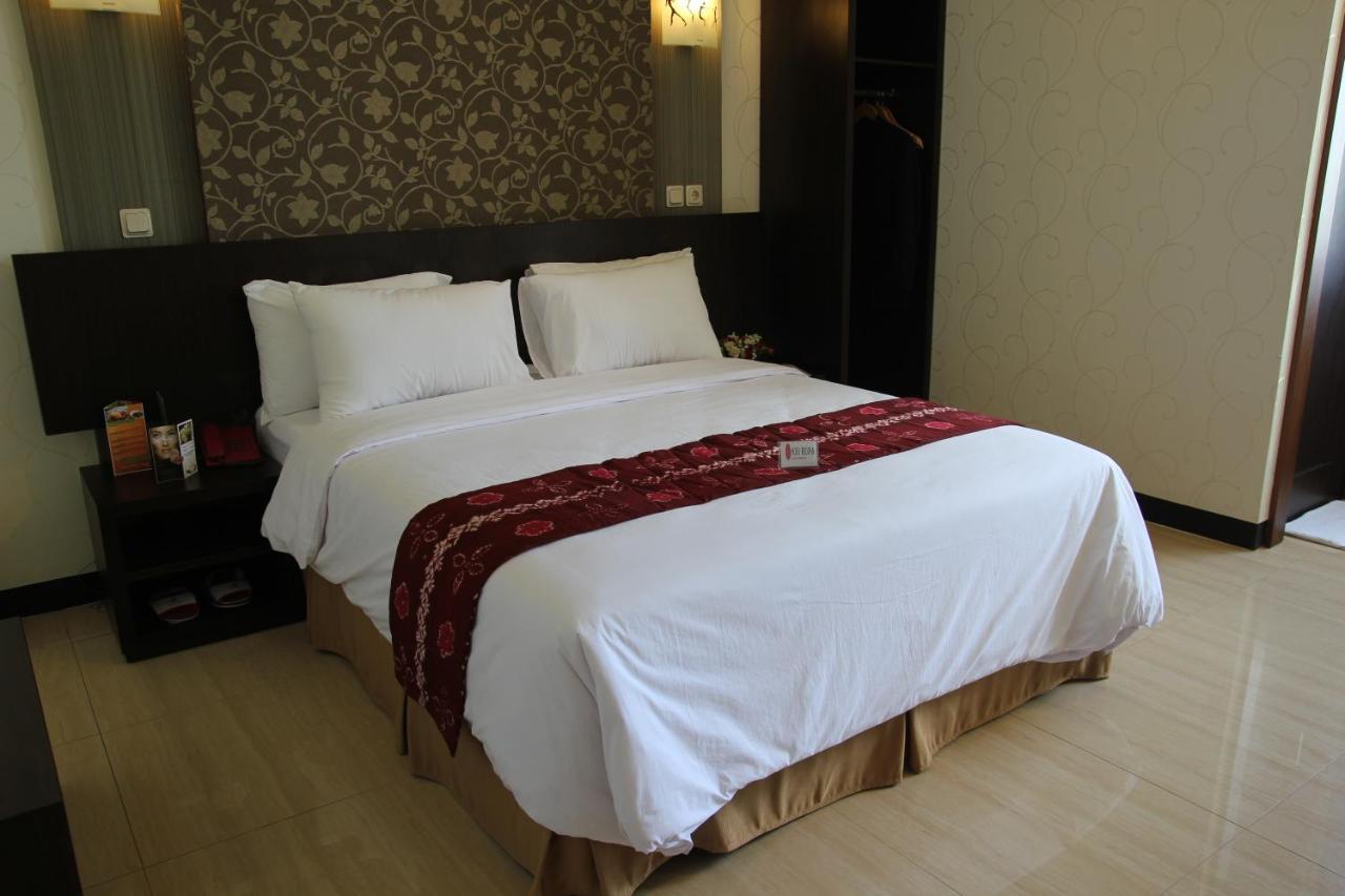 Hotel Roditha Banjarbaru Банджермасин Екстериор снимка